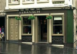 Photo: albanach.
