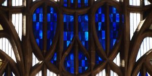 window queens cross