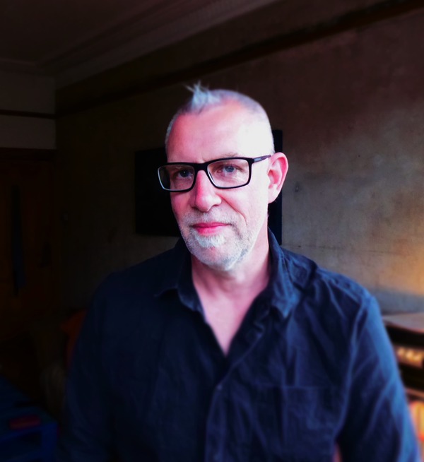 graeme macrae burnet aye write case study